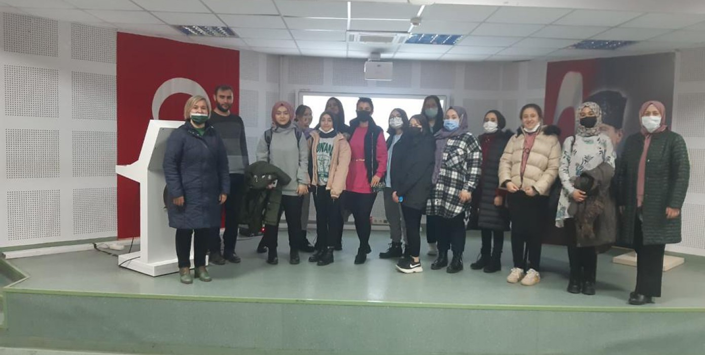 Kütahya Borsa İstanbul Mesleki ve Teknik Anadolu Lisesi Öğrencilerinin Fakültemizi Ziyareti
