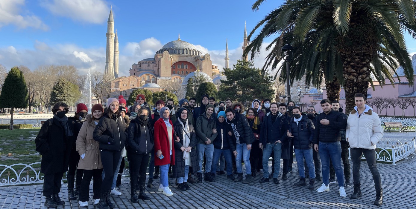 Fakültemiz Öğrencileri İstanbul’a Teknik Gezi Düzenledi