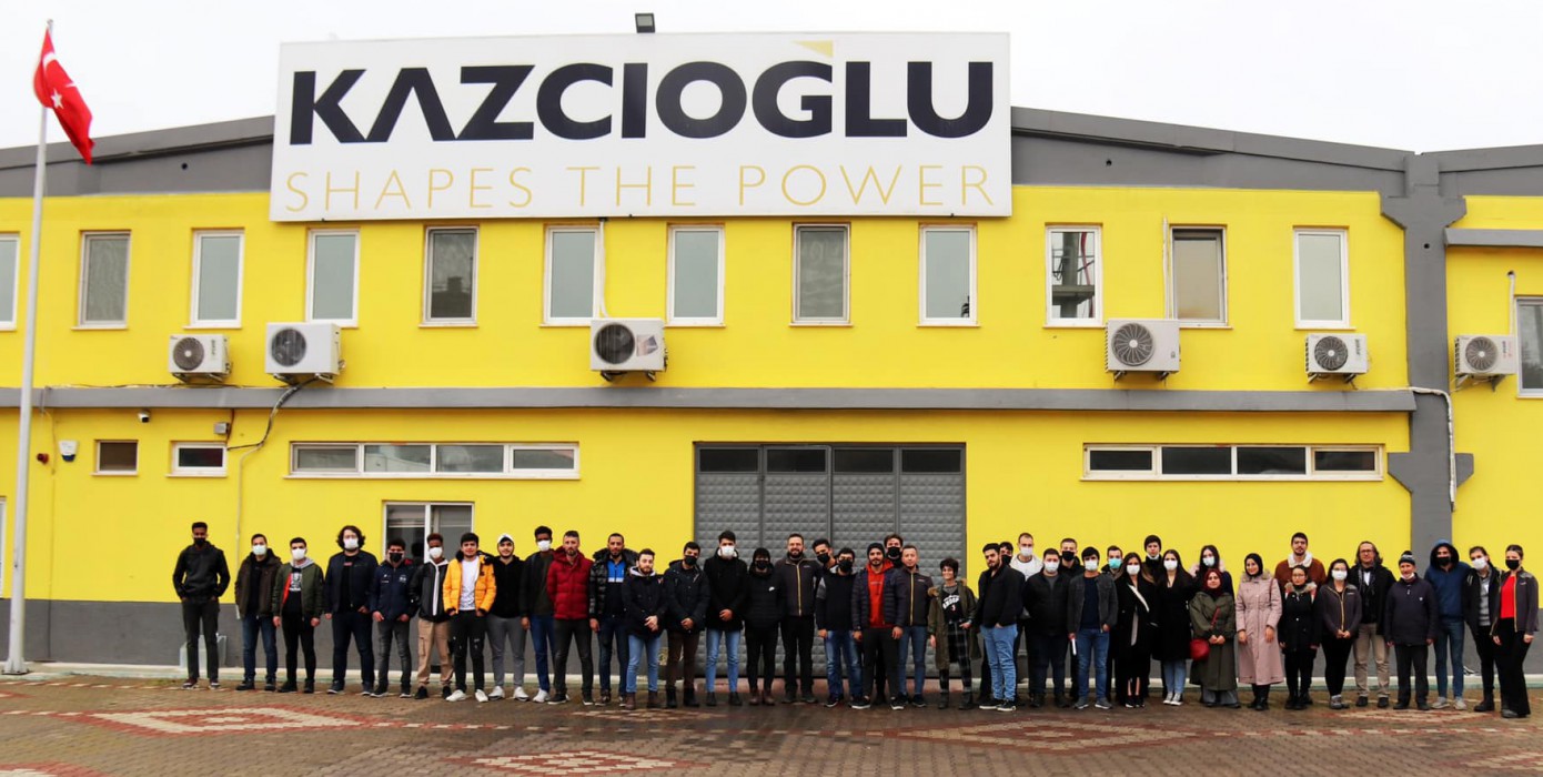 Makine Mühendisliği Öğrencilerimizden Kazcıoğlu Otomotiv ve İsmail Kazcıoğlu Otomotiv Firmalarına Ziyaret