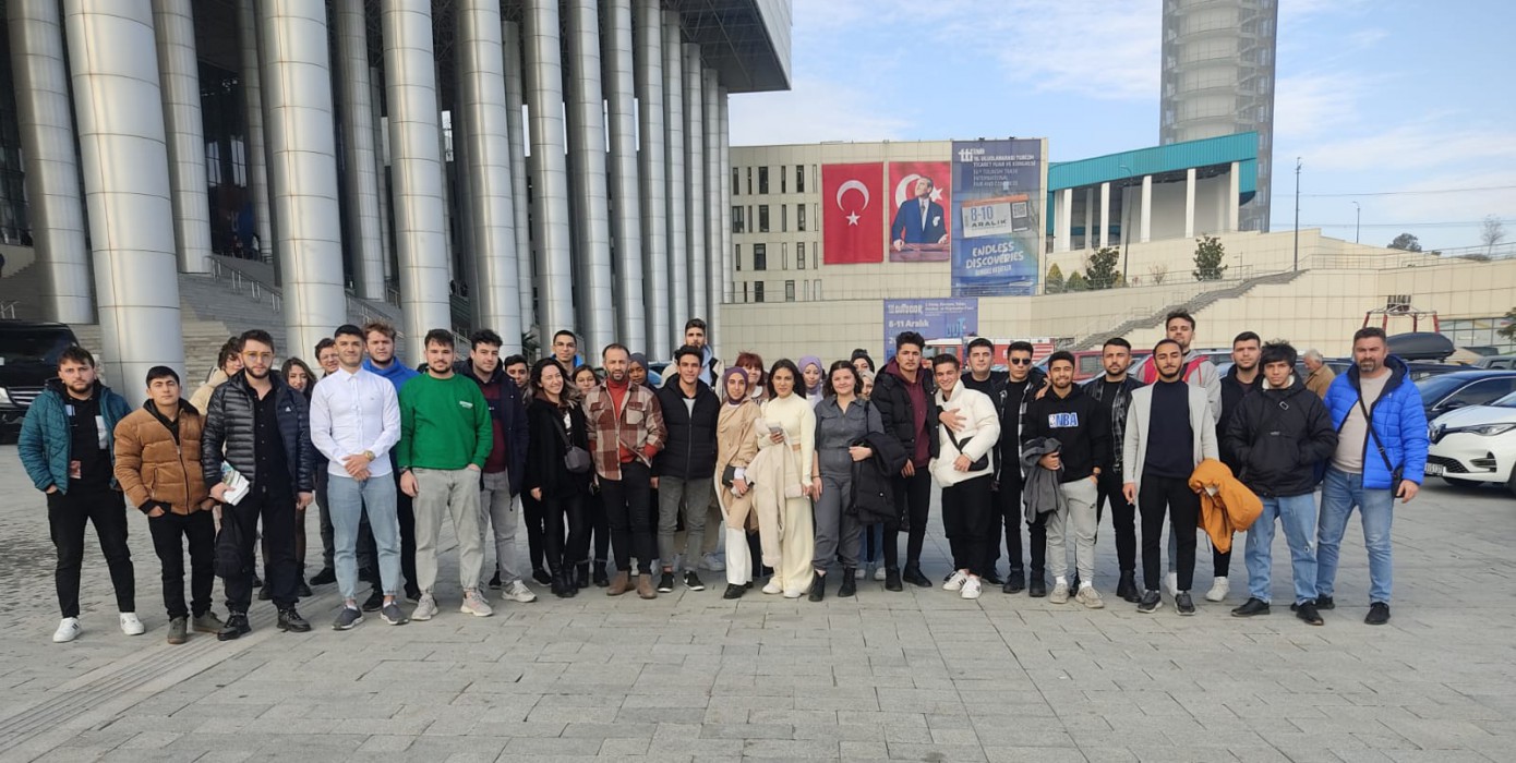 Öğrencilerimiz 16. Travel Turkey İzmir Fuarı‘na Katıldılar