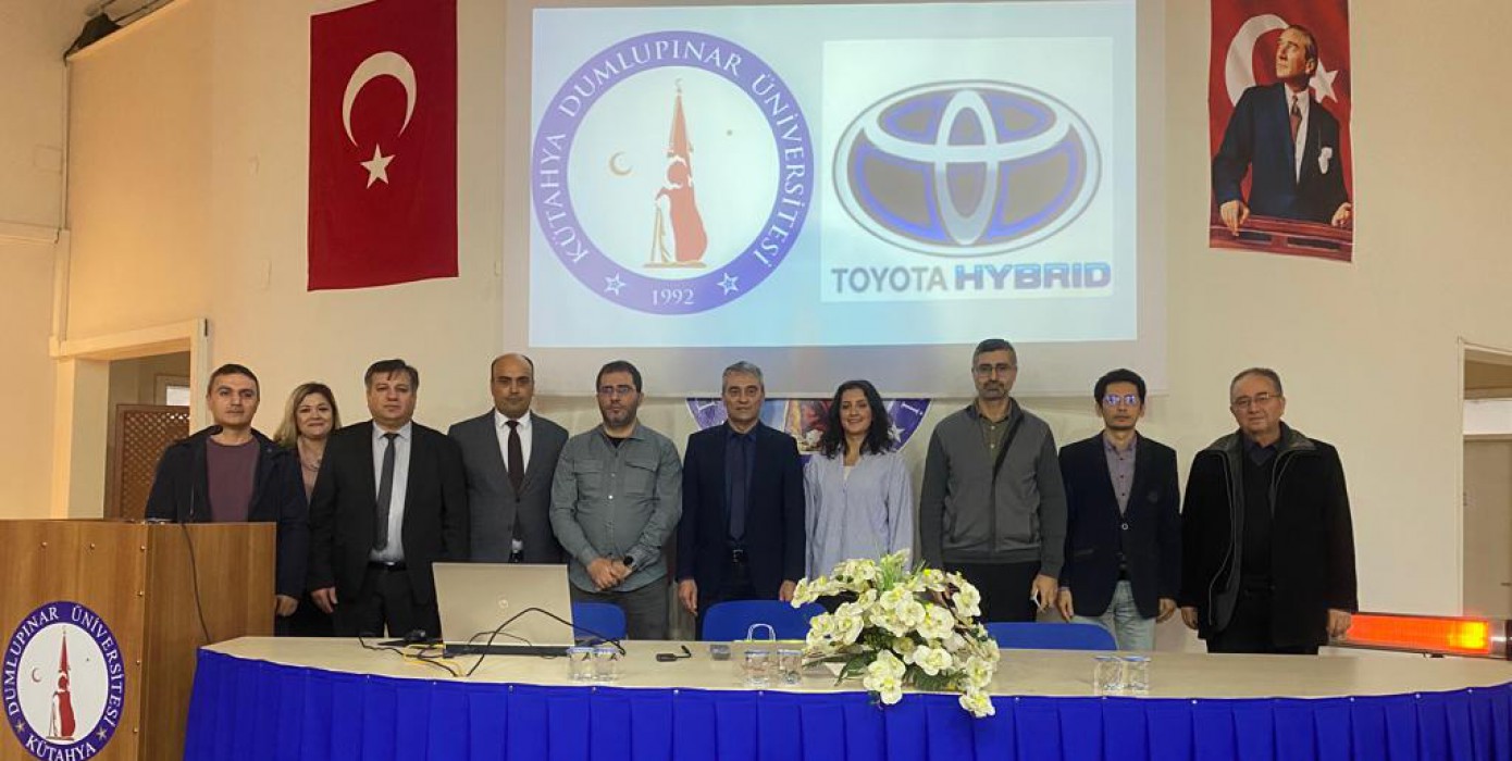 Toyota Otomotiv Firması - Tavşanlı MYO İşbirliği ile Hibrid ve Elektrikli Taşıtlar Konulu Seminer Verildi