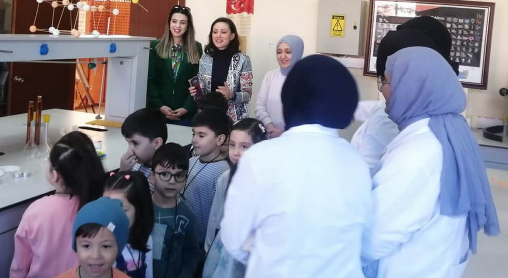 Science Day for Children from Emet Vocational School