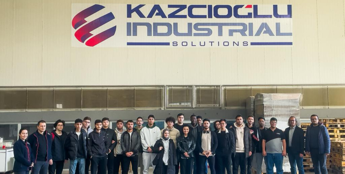 Makine Mühendisliği Bölümü Öğrencilerinden Kazcıoğlu Industrial ve Kazcıoğlu Otomotiv‘e Ziyaret