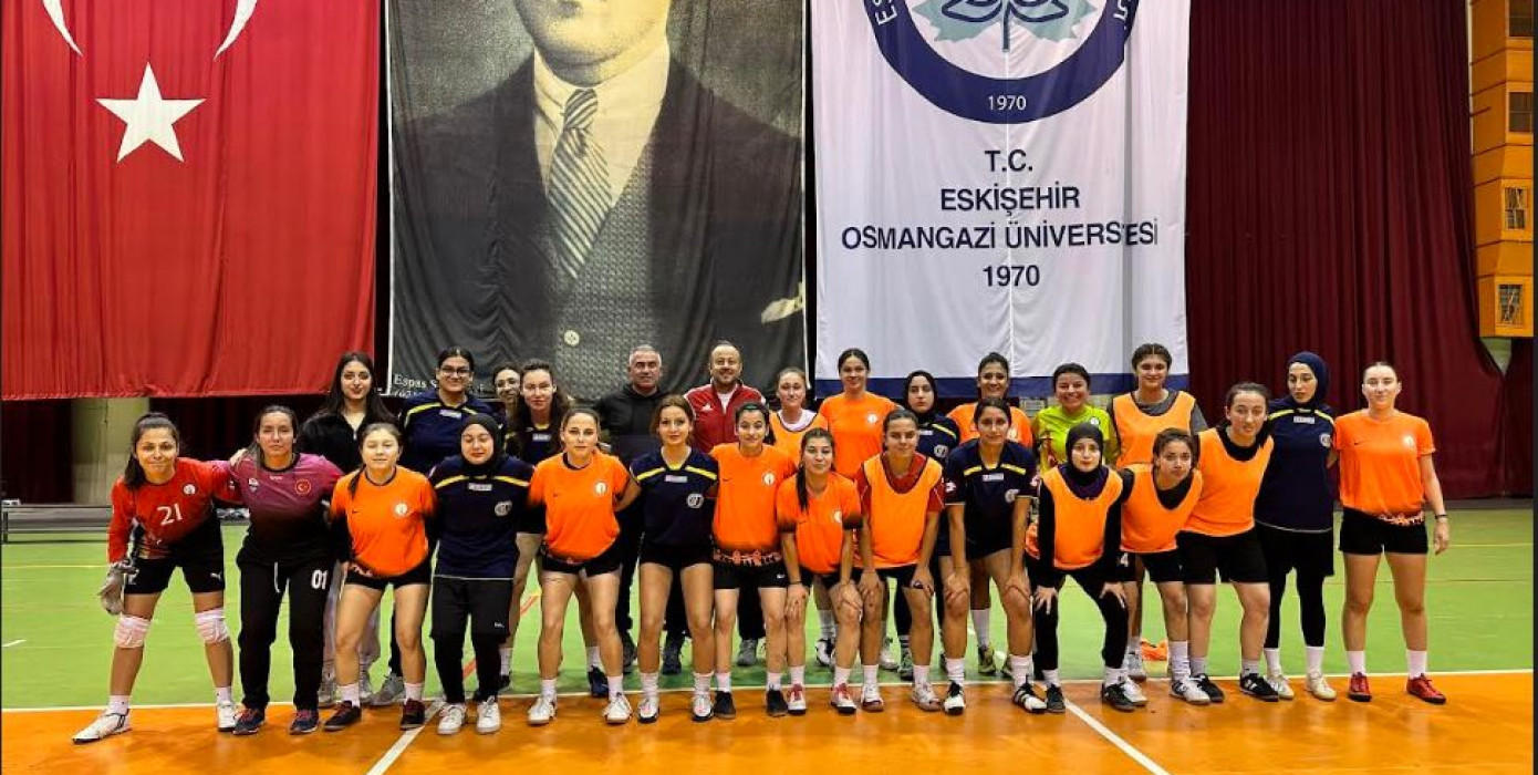 Kadın Futsal Takımımızdan Başarı
