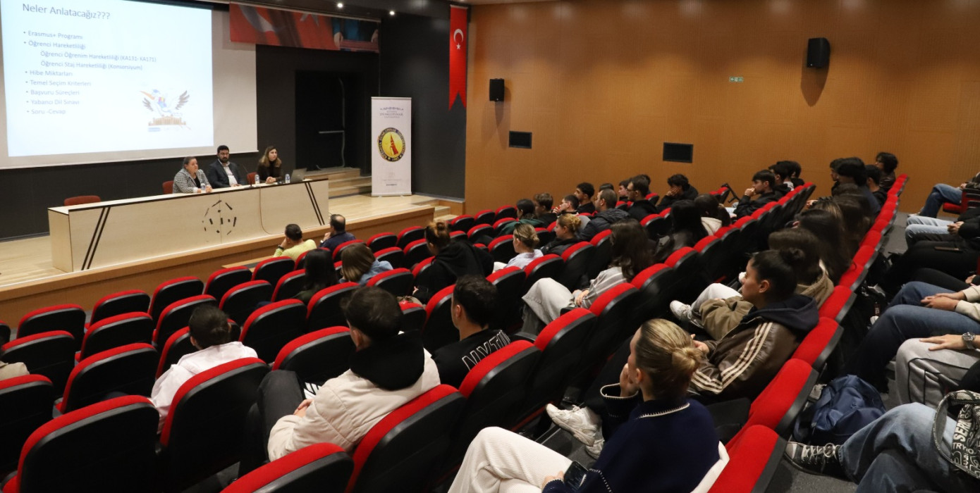 Erasmus Bilgilendirme Toplantısı Düzenlendi